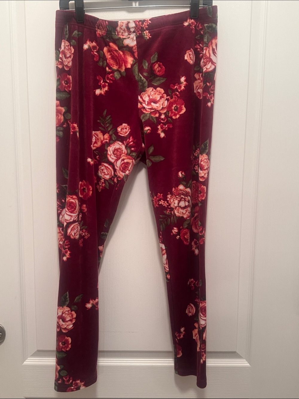 No Boundaries Burgundy Floral Velvet Leggings - Juniors Size 19 (XXL)
